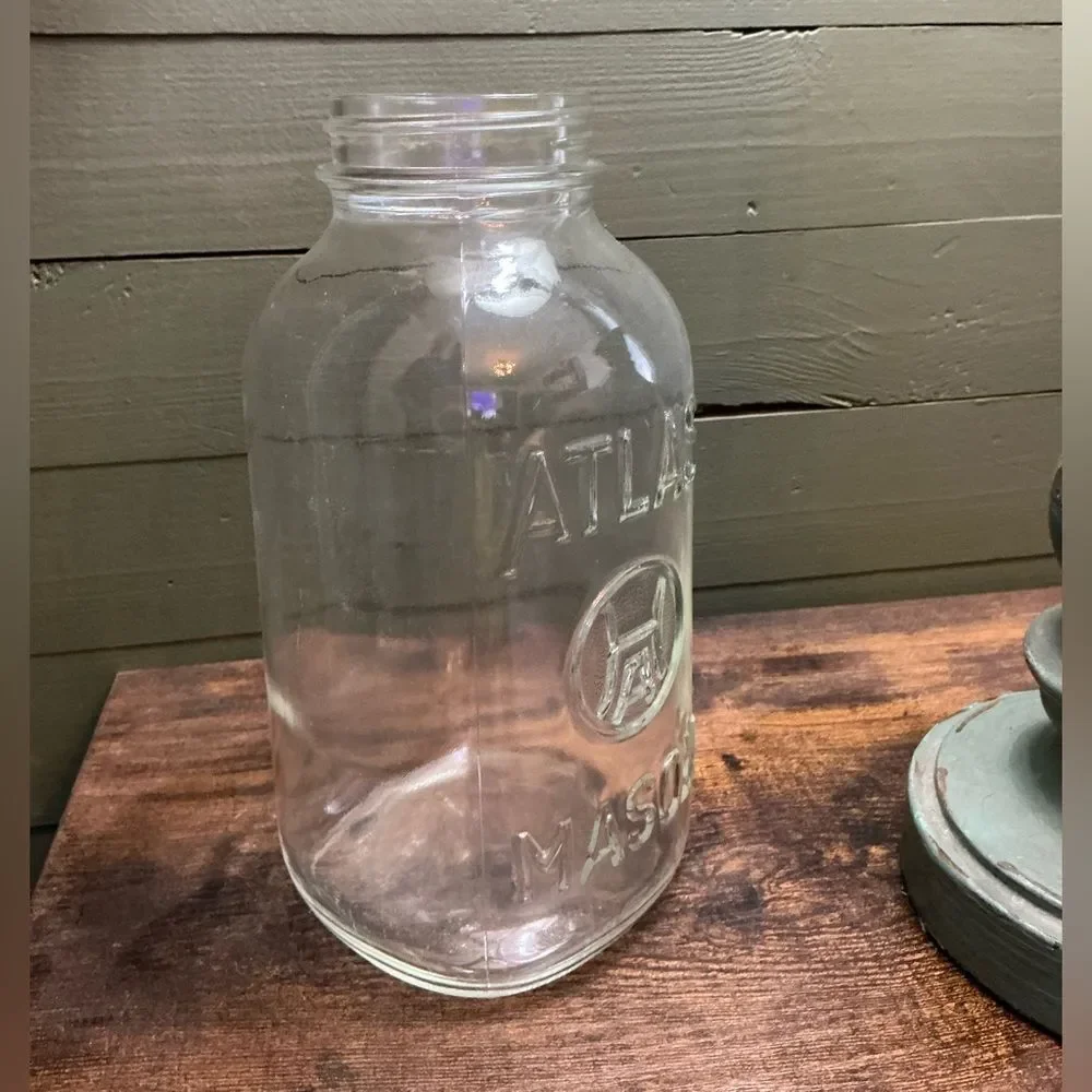 Vintage Atlas Strong Shoulder Mason Jar 9.5” Clear Glass No Lid
